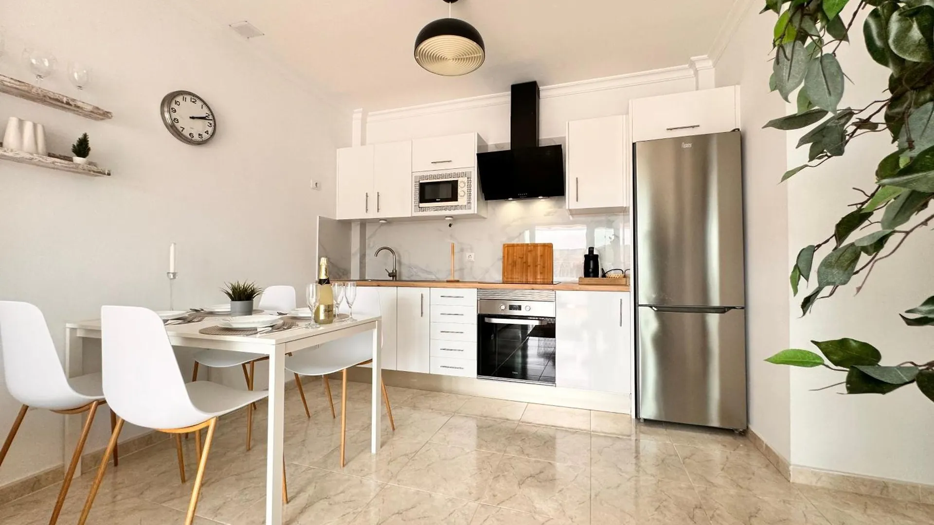 Santa Claudia Holiday Club Suite - Puerto Rico بورتو ريكو شقة